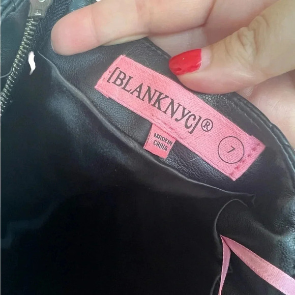 NWT BLANK NYC Black Quilted Puffer Skirt - Picture 4 of 5